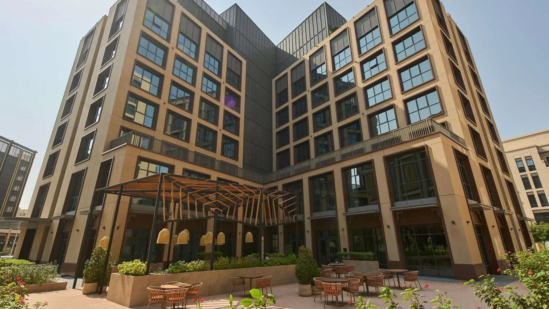 Ibis Styles Dubai Deira Hotel 3*,
