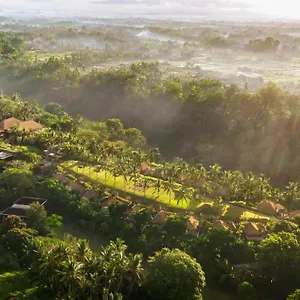Maya & 5*, Ubud Indonésia